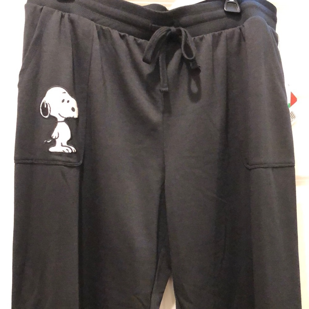 PEANUTS PJ BOTTOM in Black NWT sz L